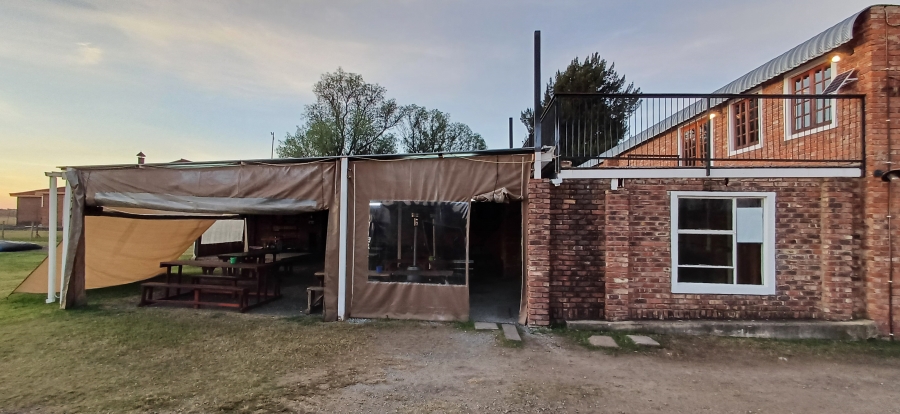 7 Bedroom Property for Sale in Harpington A H North West